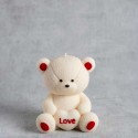 Bougie ourson “Thérine” rouge – naturelle & artisanale – Ø 11,4 cm x H 13 cm